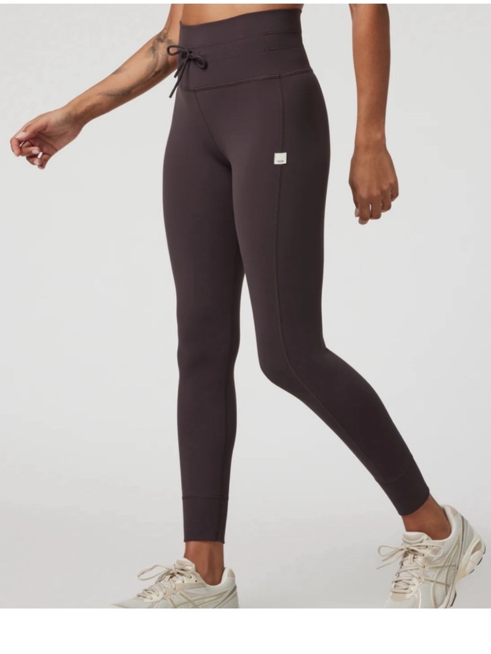 Vuori Women’s Sangria Burgundy Daily Legging Medium